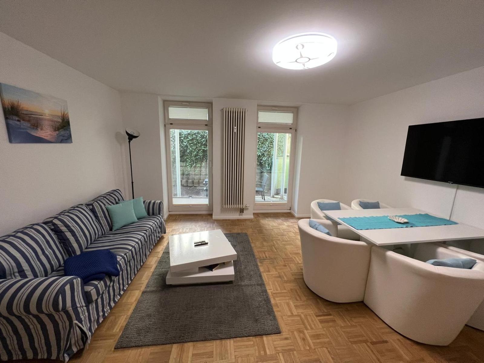 Apartment Bernstein Ruhig, Familienfreundlich Mit Garten 로스토크 외부 사진
